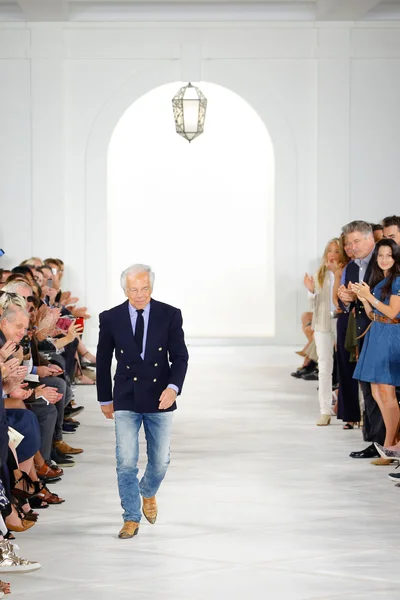 Look 49